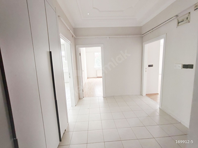 Gültepede Müstakil Konforlu 4 Cepheli 3+1 Daire, Otoparklı - Görsel 18