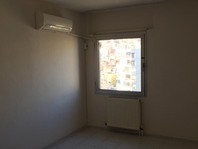 Izmir Bayrakli Da Guvenlikli Site Icerisinde 2 1 Kiralik Daire 39049 800 Hurriyet Emlak