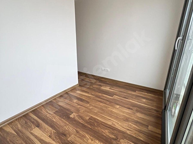 KALAMIŞTA DENİZ MANZARALI SIFIR BİNADA NET 105 M2 SATILIK - Görsel 27