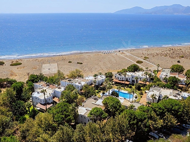 Datça Zarbun Sitesinde Denize Sıfır, Havuzlu 2+1 Satılık Villa - Görsel 4