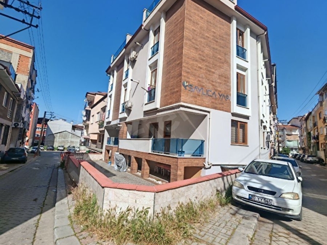 *ŞEHRİN MERKEZİNDE* ARAKAT* BİREYSEL KOMBİLİ *1+1* 45M2 *APART*