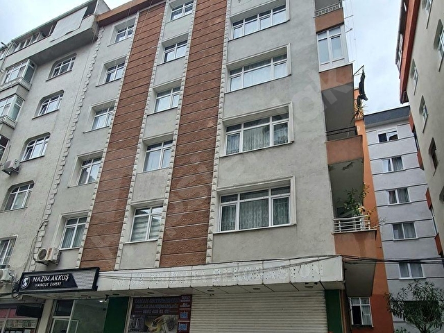 EROL EMLAKTAN SOĞANLI MERKEZ CAMİİ KARŞISINDA 3+1 130 m2
