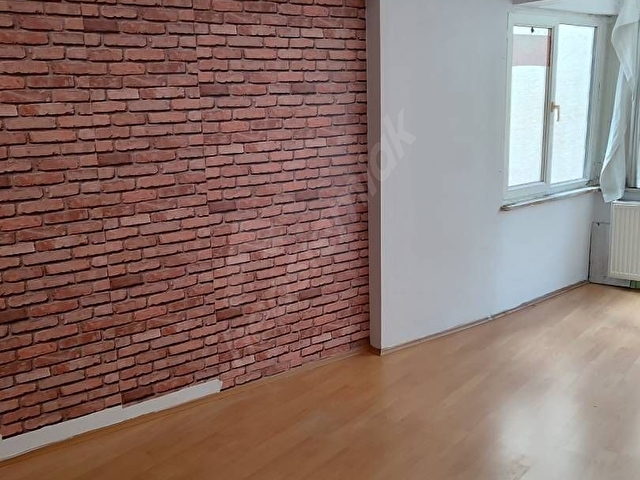 Merkezi Konumda Kiralık Geniş Daire - Görsel 18