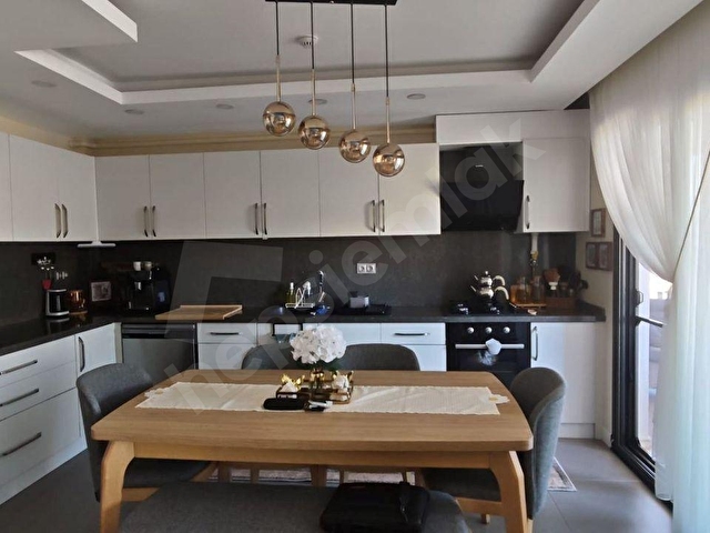 KUŞADASI KADINLAR DENİZİNDE GENİŞ BAKIMLI 3+1 SATILIK DAİRE - Görsel 6