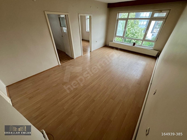 Keçiören Etlik Esertepe Mahallesi G.T.Sağlam Caddesi L.Hekim Hastanesi Yanı 2.Kat Güney Cephe 3+1 - Görsel 4