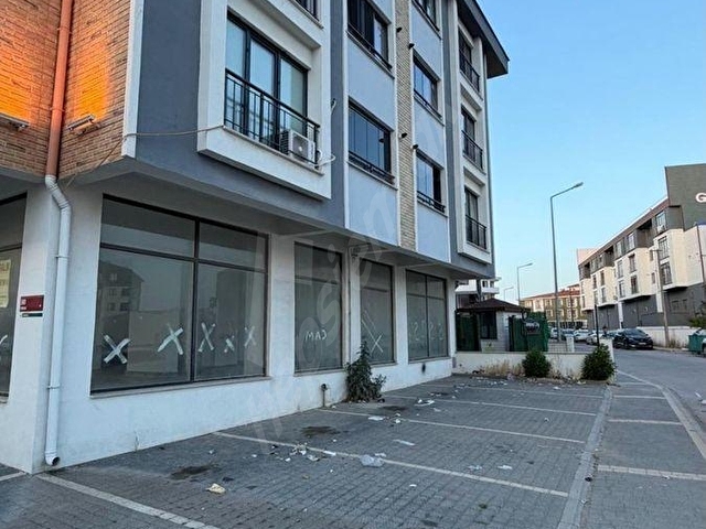 VOLKAN EMLAKTAN 600 EVLER MAH.DİAMOND SİTESİNDE KÖŞE BAŞI SATILIK DÜKKAN - Görsel 3