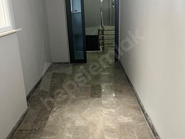 İstasyon Caddesi’nde Full Sıfır Eşyalı Lüks Apart - Görsel 3