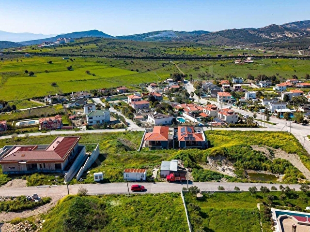 Foçaköyde satılık villa arsası - Görsel 2