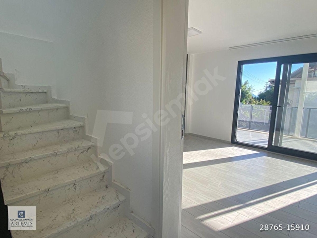 KUMBAHÇE KİRALIK 2+1 TRİPLEX MÜSTAKİL EV - Görsel 6