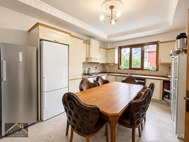 BEYKOZ ÇENGELDEREDE 371 M² ARSA İÇERİSİNDE 5+1 MÜSTAKİL VİLLA - Görsel 12