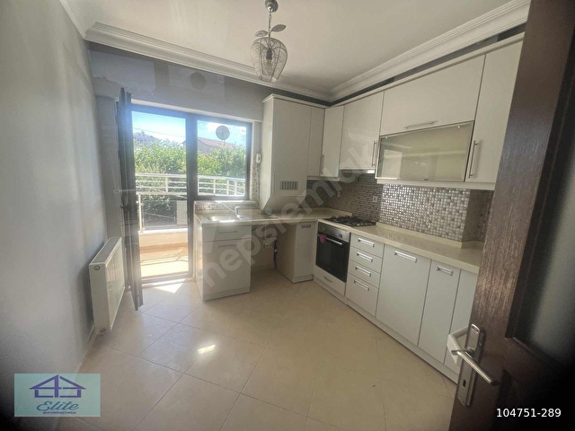 ELİTEDEN SİTEDE GENİŞ VE BOĞAZ MANZARALI DAİRE - Görsel 13
