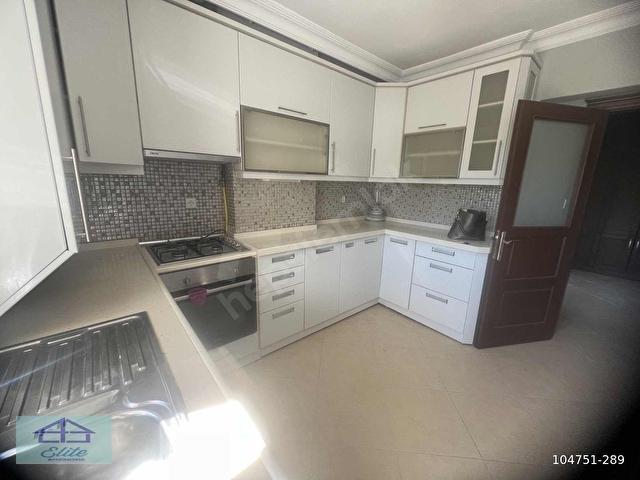ELİTEDEN SİTEDE GENİŞ VE BOĞAZ MANZARALI DAİRE - Görsel 14