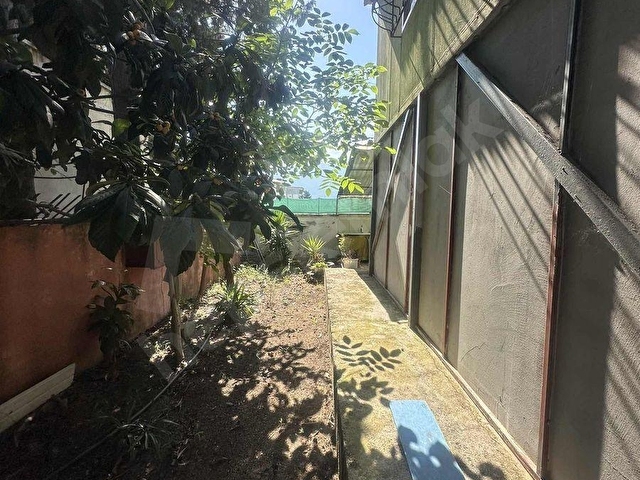 Müstakil iki katlı prefabrik ev Arsa ve bahçesi - Görsel 26