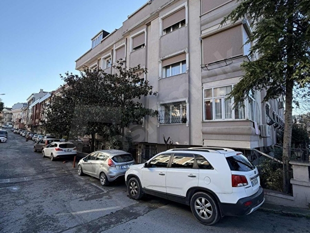 MURAT NAZLIGÜLDEN SATILIK ATİLLA İLAHAN KÜTÜPHANESİ KARŞISI - Görsel 3