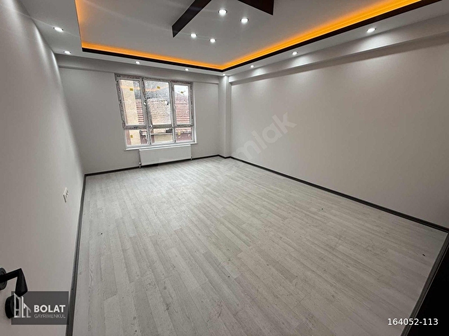 BOLATTAN DİLEK CD. YAKINI KATTA TEK DAİRE İSKANLI ARAKAT 3+1 - Görsel 4
