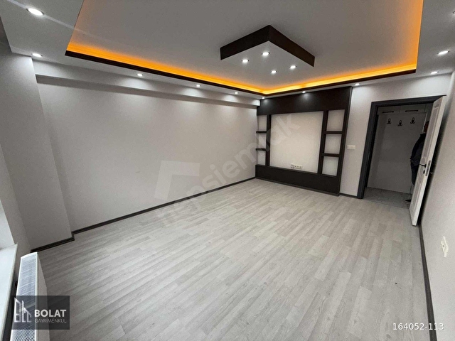 BOLATTAN DİLEK CD. YAKINI KATTA TEK DAİRE İSKANLI ARAKAT 3+1 - Görsel 8