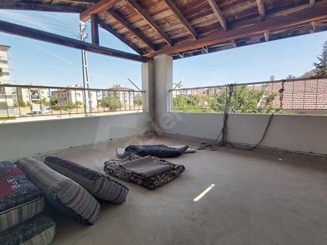 KAÇMAZ EMLAK DEVELİ SATILIK MÜSTAKİL EV - Görsel 15