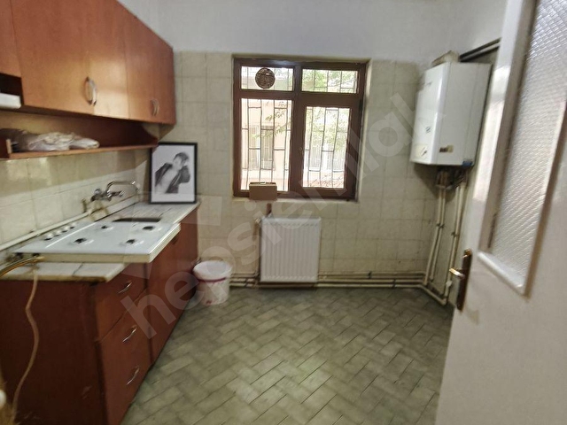 DİRİM SOKAK ÖN CEPHE CADDE YE BİR SOKAK GENİS DAİRE - Görsel 2