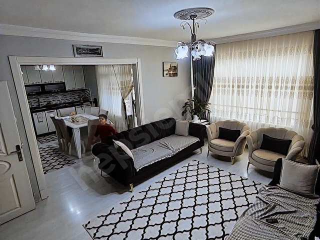 GÖRGÜLÜ EMLAKTAN SATILIK DAİRE TERME - Görsel 3