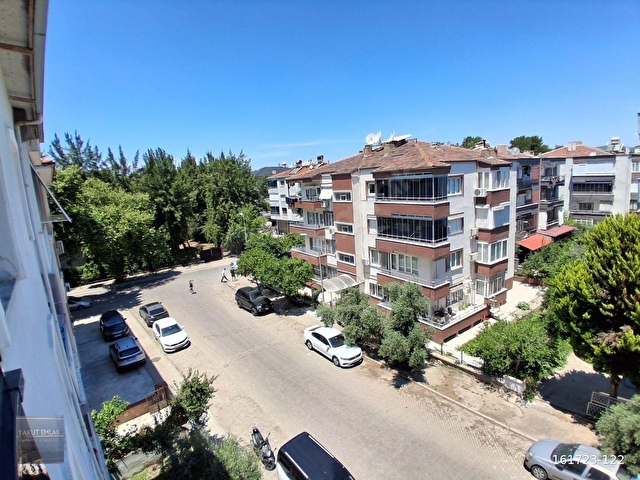 SELÇUK CUMHURİYET MAHALLESİNDE SATILIK MASRAFSIZ 3+1 DAİRE - Görsel 9
