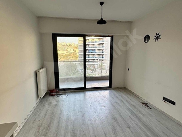 ÇİĞLİ BALATÇIK TRADEMARK STÜDYO 2 HAVUZ CEPHELİ SATILIK 1+1 - Görsel 6