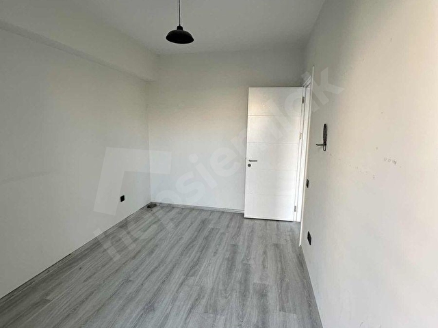 ÇİĞLİ BALATÇIK TRADEMARK STÜDYO 2 HAVUZ CEPHELİ SATILIK 1+1 - Görsel 7