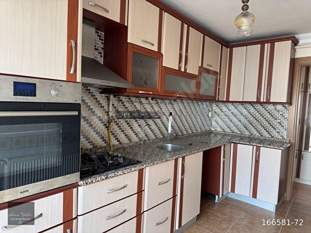 Şehrin Merkezi’ nde Çok Güzel Manzaralı 3+1 Ankastreli Kiralık Dairemiz - Görsel 4