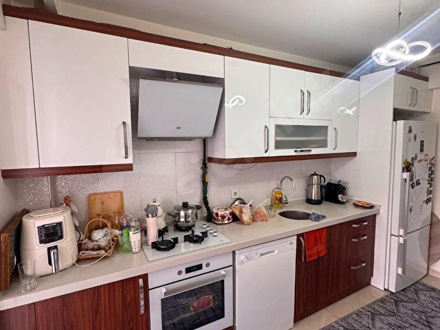 MİLLET MAHALLESİNDE GENİŞ VE FERAH 2+1 SATILIK DAİRE | 120 m² YAŞAM ALANI - Görsel 25