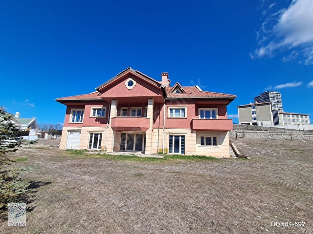 Yeşil Barış Sitesi Kiralık Villa En Büyük Bahçeli - Görsel 15