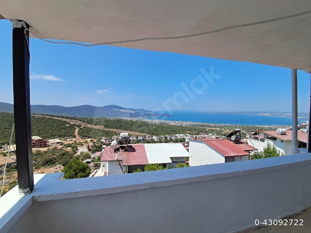Didim Akbük yeşil mandalya sitesi köşe konumunda sahibinden satılık tripleks eşyalı