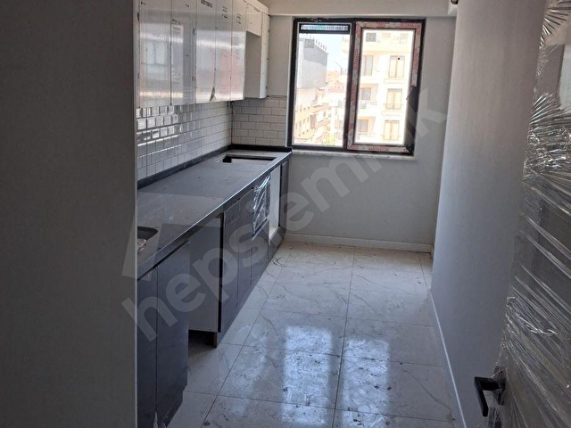 YALOVA ÇINARCIK KAPANMAZ YENİ BİNA DENİZ MANZARALI DUBLEKS DAİRE - Görsel 4