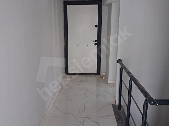YALOVA ÇINARCIK KAPANMAZ YENİ BİNA DENİZ MANZARALI DUBLEKS DAİRE - Görsel 12