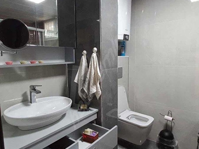 CUMHURİYET CADDESİNE YÜRÜME MESAFELİ MODERN EŞYALI 2+1 - Görsel 2