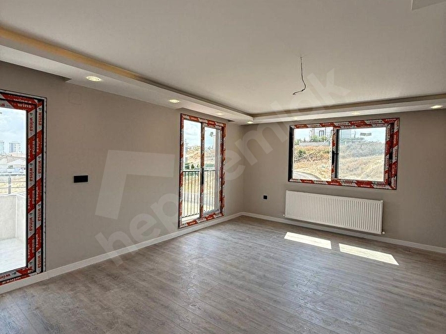 ALTUĞ İNVEST GAYRİMENKULDAN ÇINARLIDA SATILIK 5+1 LÜX İKİZ VİLLA - Görsel 21