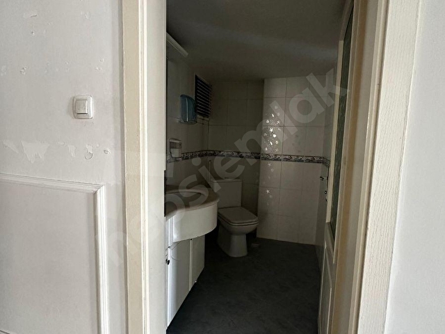 ŞAHMERANDAN ANIT MAHALLESİ ATATÜRK CADDESİNDE KİRALIK OFİS / İŞ YERİ - Görsel 10