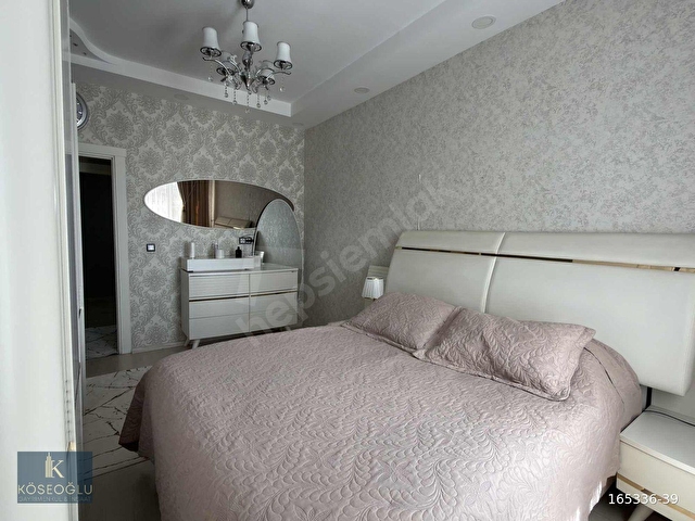 KARACAAHMETTE CADDE ÜZERİ 3+1 MERKEZİ KONUM SATILIK DAİRE - Görsel 14