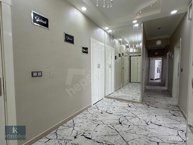 KARACAAHMETTE CADDE ÜZERİ 3+1 MERKEZİ KONUM SATILIK DAİRE - Görsel 27