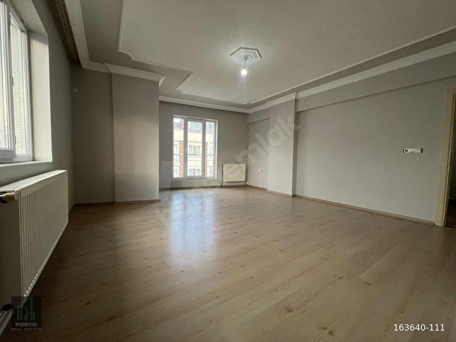 PORTO EMLAK - ÇERKEZKÖYDE ÖZTRAK CADDESİNDE 3+1 KİRALIK DAİRE! - Görsel 3