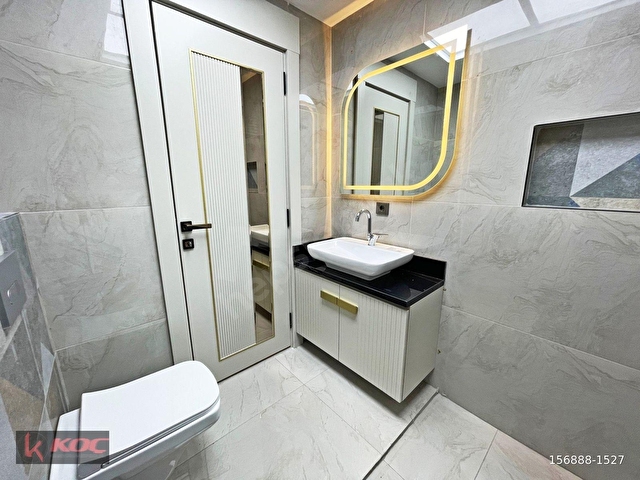 KARACAAHMETTE GENİŞ OTURUMLU CAM BALKONLU U.LÜX 2.5+1 DAİRE - Görsel 30