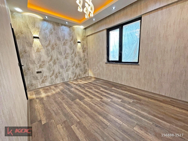 KARACAAHMETTE GENİŞ OTURUMLU CAM BALKONLU U.LÜX 2.5+1 DAİRE - Görsel 25