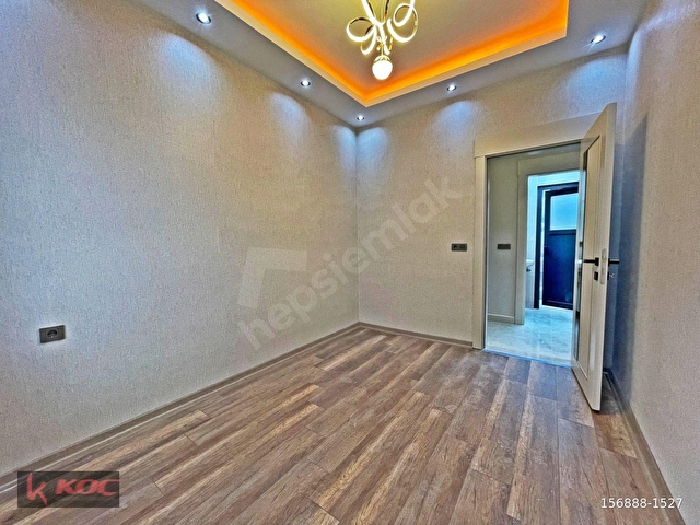 KARACAAHMETTE GENİŞ OTURUMLU CAM BALKONLU U.LÜX 2.5+1 DAİRE - Görsel 28