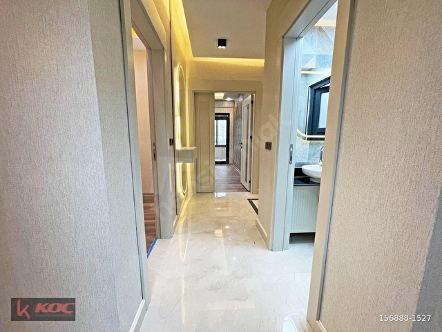 KARACAAHMETTE GENİŞ OTURUMLU CAM BALKONLU U.LÜX 2.5+1 DAİRE - Görsel 15