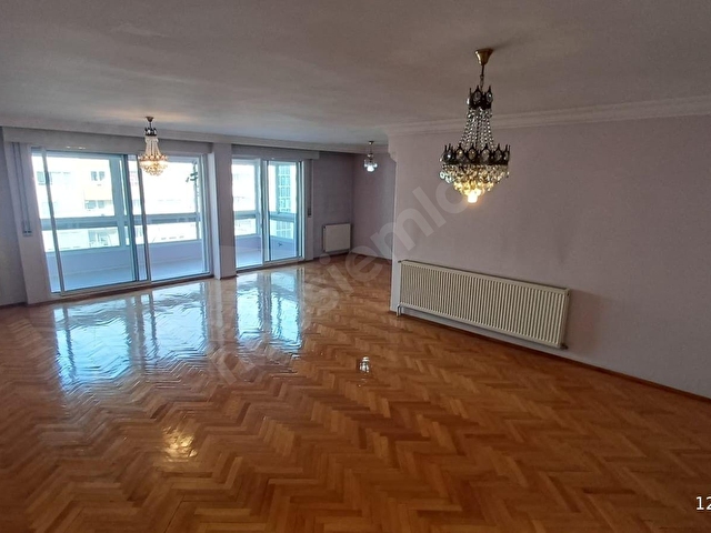 İNÖNÜ CADDESİ POLİGON METRO YAKINI OTOPARKLI SATILIK DAİRE 4+1 - Görsel 9