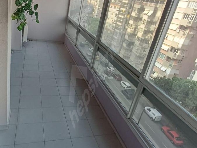 İNÖNÜ CADDESİ POLİGON METRO YAKINI OTOPARKLI SATILIK DAİRE 4+1 - Görsel 10