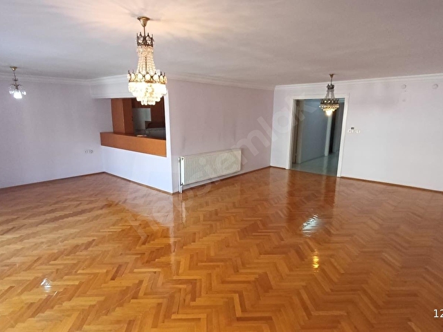 İNÖNÜ CADDESİ POLİGON METRO YAKINI OTOPARKLI SATILIK DAİRE 4+1 - Görsel 5
