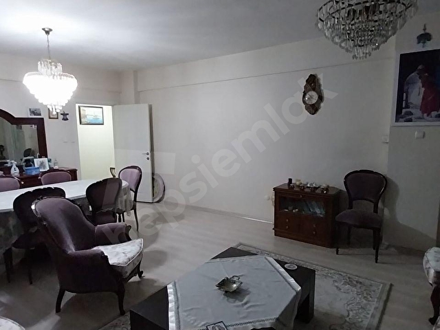 LEVENT METROYA YÜRÜME MESAFESİNDE ASANSÖRLÜ MASRAFSIZ  2+1 DAİRE