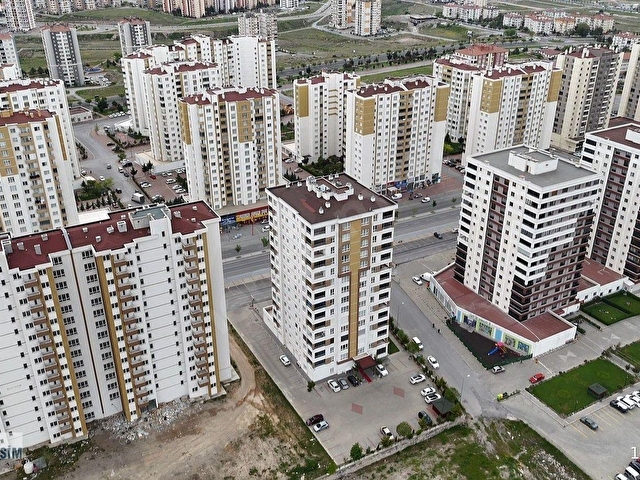 İLDEM GOLDEN CENTER 3 SATILIK 3+1 GENİŞ FERAH DAİRE - Görsel 2