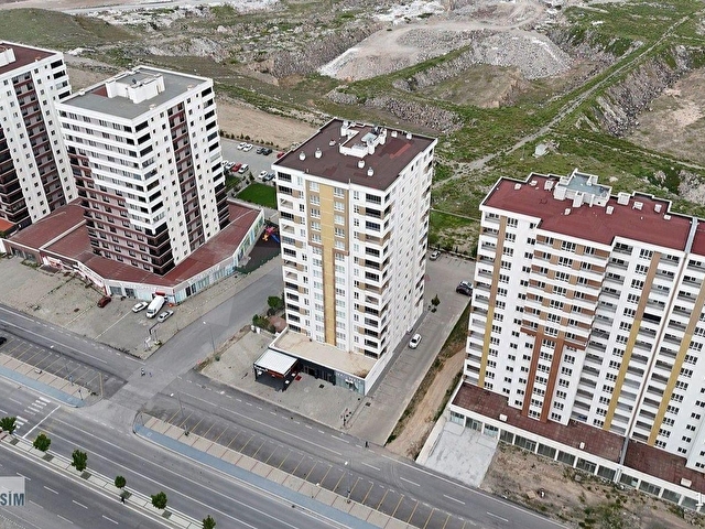 İLDEM GOLDEN CENTER 3 SATILIK 3+1 GENİŞ FERAH DAİRE - Görsel 11