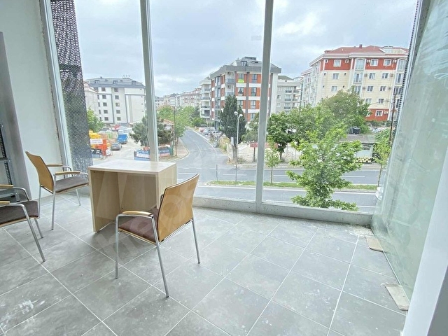 CADDE ÜSTÜ KÖŞE BAŞI 480 m2 TABELA DEĞERİ YÜKSEK KİRALIK DÜKKAN - Görsel 11