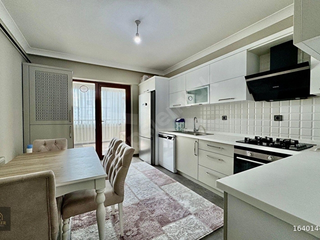 AY-ZER GAYRİMENKULDEN MERKEZİ KONUMDA 3+1 YÜKSEK KREDİLİ DAİRE - Görsel 2
